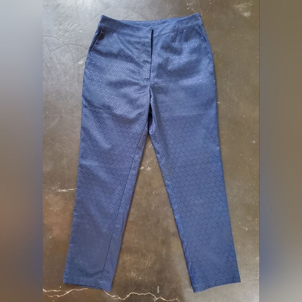 House of Harlow x Revolve blue / navy trousers, slim fit, EUC, beautiful pattern